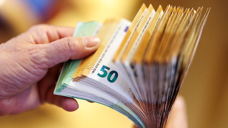 Einzig der Bund kann sein Minus verringern, in Ländern, Kommunen und bei der Sozialversicherung wuchs es dagegen teils kräftig.