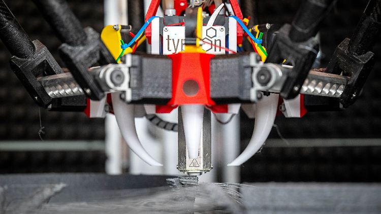 Dieser Industrie-3D-Drucker wurde auf dem Gelände der Constructor University Bremen entwickelt.