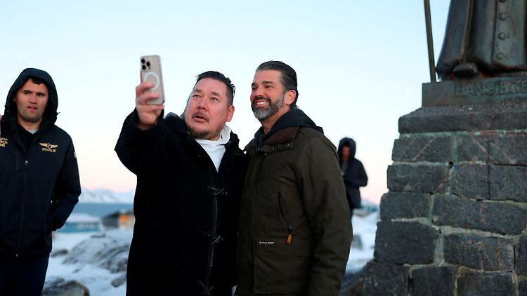 Trump Jr. posierte bei seinem Besuch auch für Selfies. 