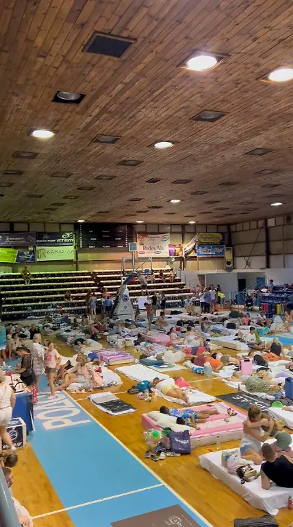 2023-07-23T121907Z-279242055-RC2092AHY5ML-RTRMADP-3-EUROPE-WEATHER-GREECE-WILDFIRE