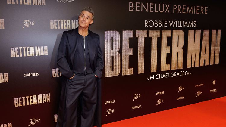 Robbie Williams' Film "Better Man" floppt an den Kinokassen.