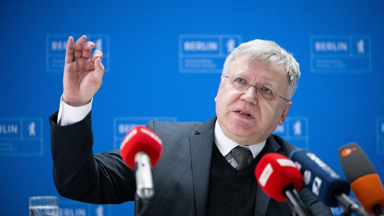Bröchler sieht die Bundestagswahl in Berlin gut vorbereitet und erwartet "zu 80 Prozent" einen reibungslosen Ablauf.