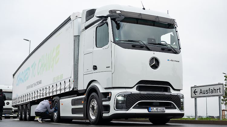Der eActros 600 hat eine Reichweite von 500 Kilometern.