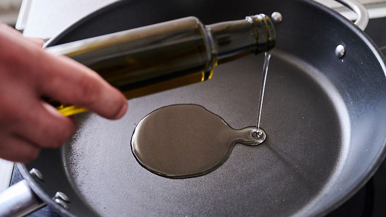 Per- und polyfluorierte Chemikalien werden unter anderem in Pfannenbeschichtungen verwendet.