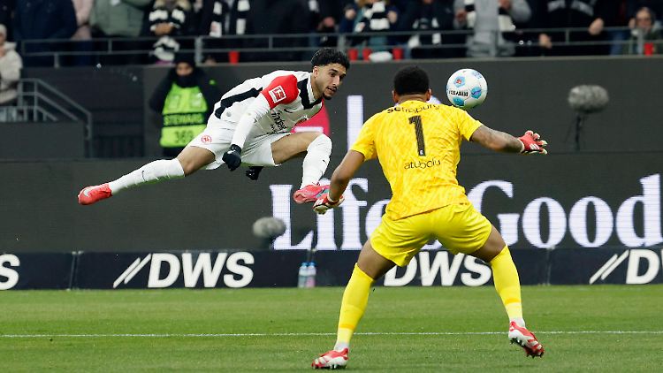 Omar Marmoush erzielte sein 15. Saisontor.