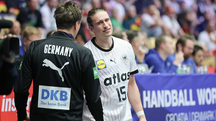 Juri Knorr verletzte sich nach 40 Minuten.
