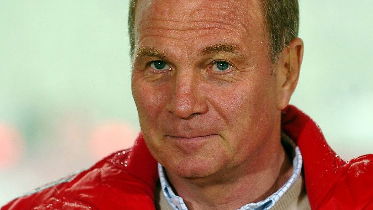 Uli Hoeneß wollte die "Bruchbude" Dortmund übernehmen.