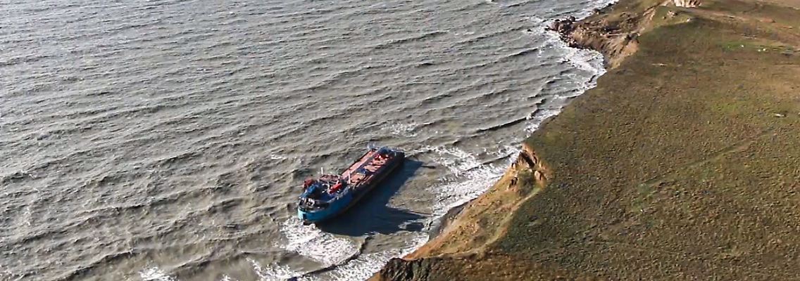 Der russische Öltanker "Wolgoneft 239" lief im Dezember 2024 bei einem Sturm auf Grund. Auf der Krim-Halbinsel kam es daraufhin zur Ölpest.