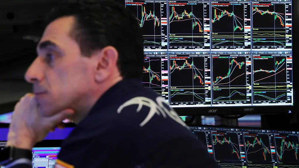 R-6501136-2020-12-29T055705Z-630760255-RC2TWK9OJZAI-RTRMADP-3-USA-HEDGE-FUNDS-PERFORMANCE-YEAREND