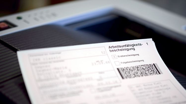 Arbeitgeberchef Dulger: "Die telefonische Arbeitsunfähigkeitsbescheinigung ist ein Einfallstor für Missbrauch und gehört abgeschafft."
