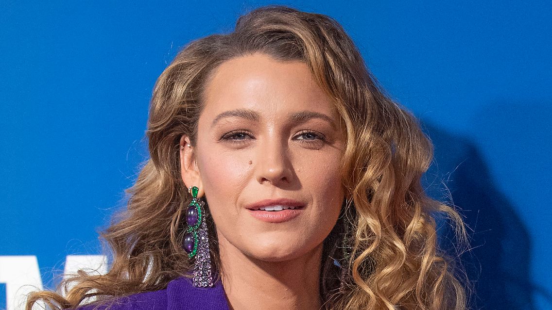 Blake Lively wirft Justin Baldoni sexuelle Belästigung vor. Zudem versuche er, ihren Ruf als Schauspielerin zu zerstören, sagt sie.