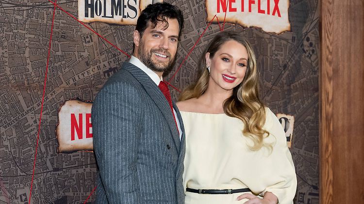 Bei der Premier von "Enola Holmes" trat das Paar erstmals gemeinsam auf dem roten Teppich auf.