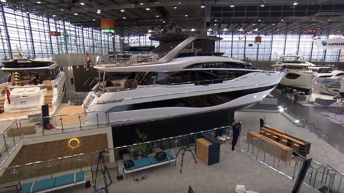 Boot_Düsseldorf.JPG