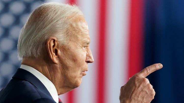 Joe Biden ist nur noch wenige Stunden Präsident. Das hat er ausgenutzt.