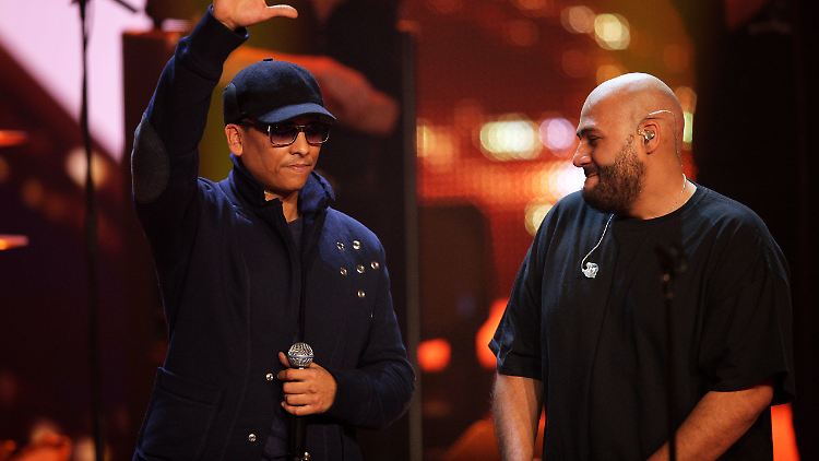 Naidoo und Pelham hatten sich im Zuge eines Rechtsstreits um Plattenvermarktung überworfen, traten dann aber wieder zusammen auf, wie hier am 25. November 2012 im Finale der Vox-Castingshow "X Factor" im Coloneum in Köln.