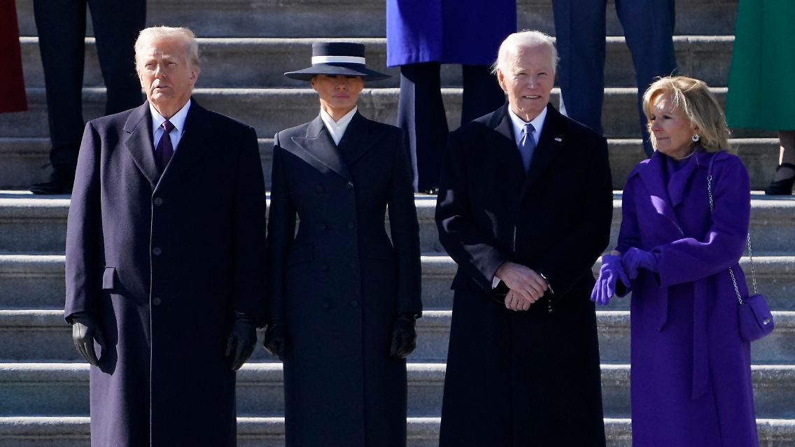 Donald und Melania Trump verabschieden Joe und Jill Biden.