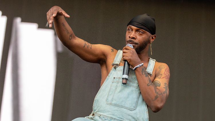 Der US-amerikanische Rapper JPEGMafia trat in Berlin-Neukölln auf.