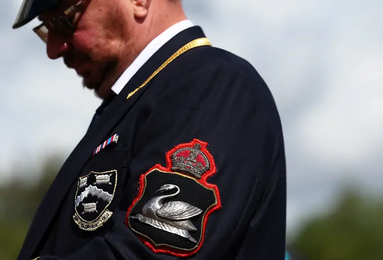 6042c15d0f04de7bd8691fb374a594ca