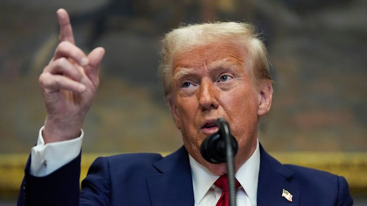 Trump fordert erneut, dass die EU-Staaten viel mehr für die Verteidigung ausgeben.