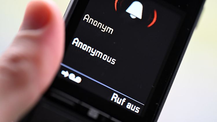 Ungewollte Kontaktaufnahme: Werbung per Telefon oder E-Mail ist ohne Zustimmung meist unzulässig.