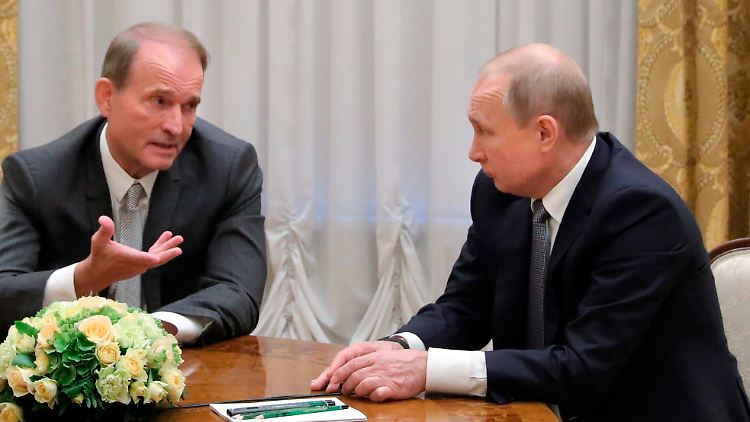 Medwedtschuk sollte wohl im Auftrag Putins in der Ukraine regieren.