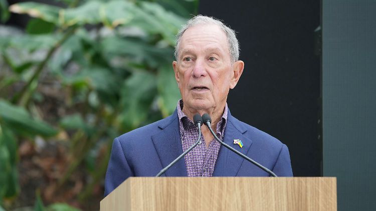 2018 kündigte Bloomberg schon einmal an, die 4,5 Millionen US-Dollar, die die UN im Rahmen des Pariser Klimaschutzabkommens zugesagt hatten, aus eigener Tasche bezahlen.