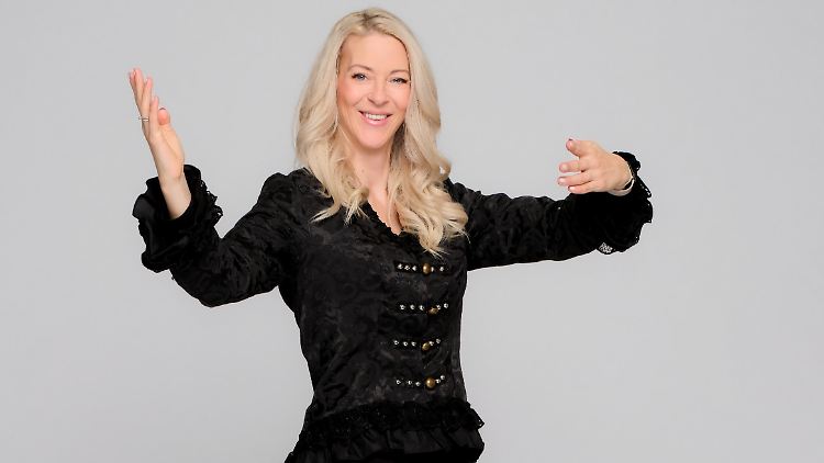 Ja, sie tanzt - zumindest ab März in der österreichischen TV-Show "Dancing Stars": Simone Lugner.
