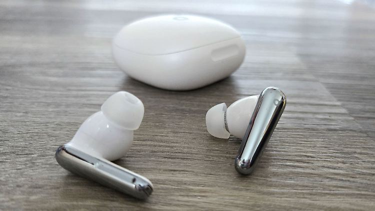 Typisches In-Ear-Design: Die Liberty 4 Pro sind schlicht und elegant.