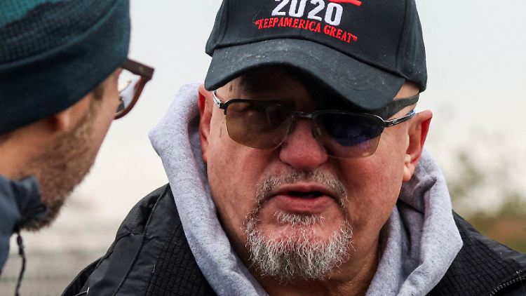 Stuart Rhodes, Anführer der Oath Keepers 