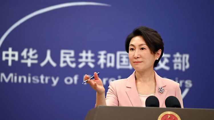 Die Sprecherin im chinesischen Außeniministerium, Mao Ning, äußert sich auf einer Pressekonferenz zu Merz' Aussagen.