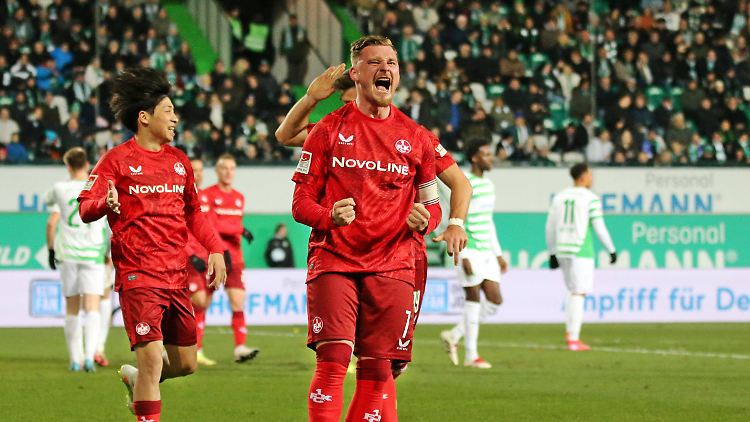 Marlon Ritter und die Roten Teufel jubeln in Fürth.