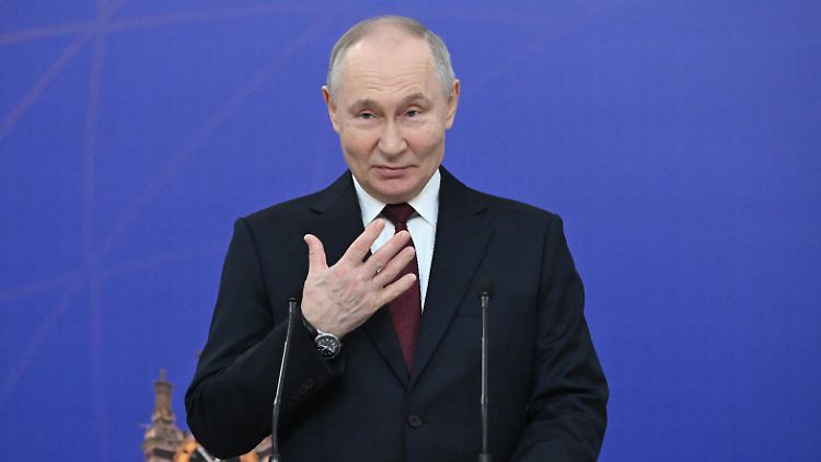 Zum Treffen mit Trump bereit: Der russische Präsident Putin am Freitag in Moskau. 