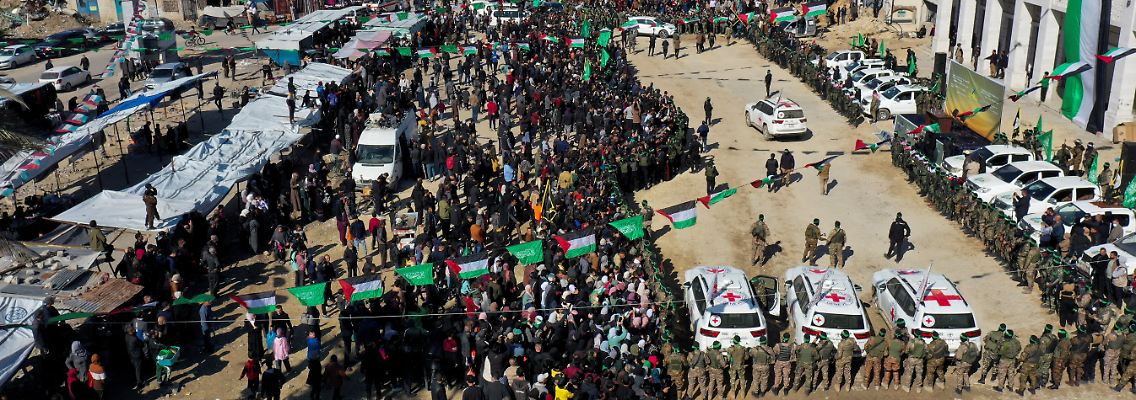 2025-01-25T104952Z_833084995_RC2YGCA9NRU1_RTRMADP_3_ISRAEL-PALESTINIANS-GAZA-CEASEFIRE.JPG
