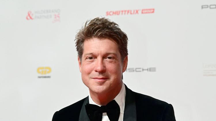 Kann direkt nach dem Eingriff wieder scherzen: Sebastian Deyle nennt den Nierenstein "kleiner Bad Boy".