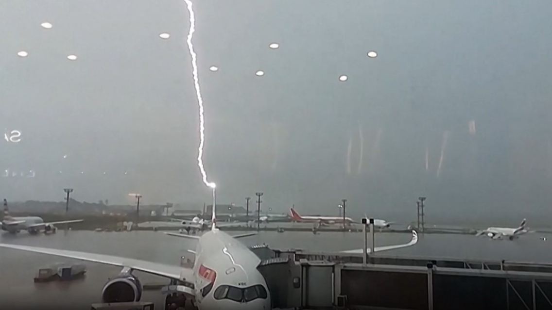 BlitzFlugzeug.jpg