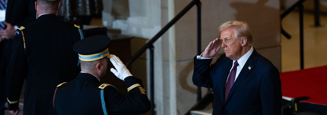 2025-01-21T153227Z_345280671_MT1USATODAY25235950_RTRMADP_3_NEWS-INAUGURATION-DONALD-TRUMP-2025-PRESIDENTIAL-INAUGURATION (1).JPG