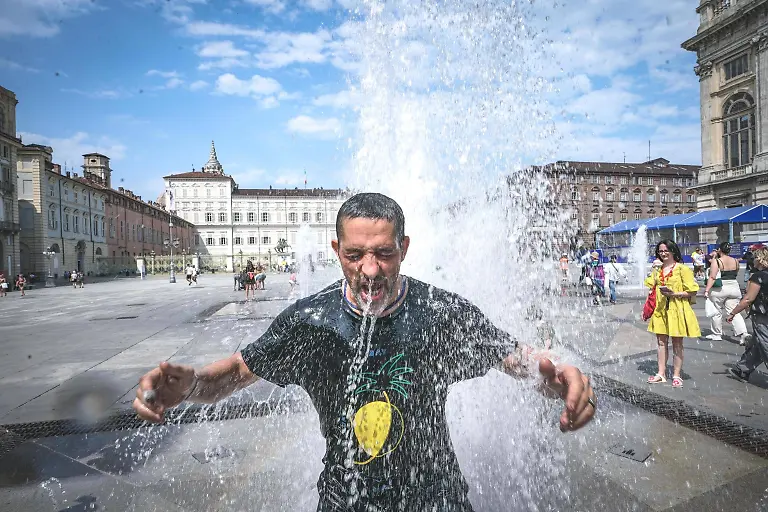 8d3e0ea9cbda64915d8fe242413bc11b