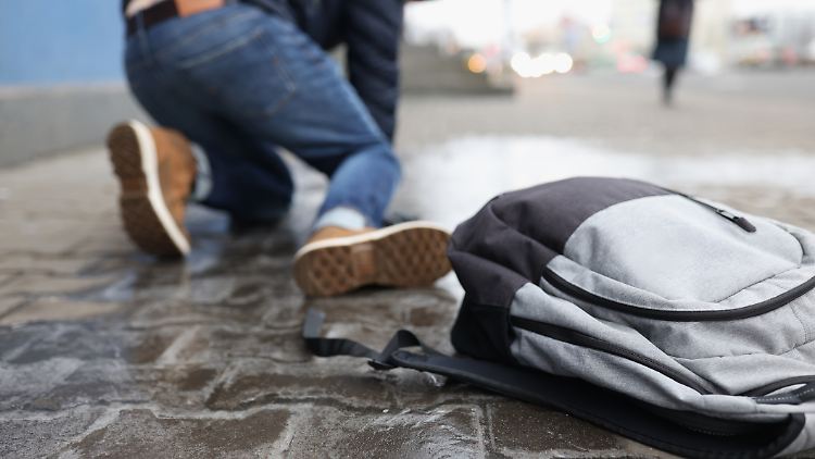 Rutschfeste Schuhe für den Winter: Diese Stiefel geben den nötigen Halt bei glatten Straßen.