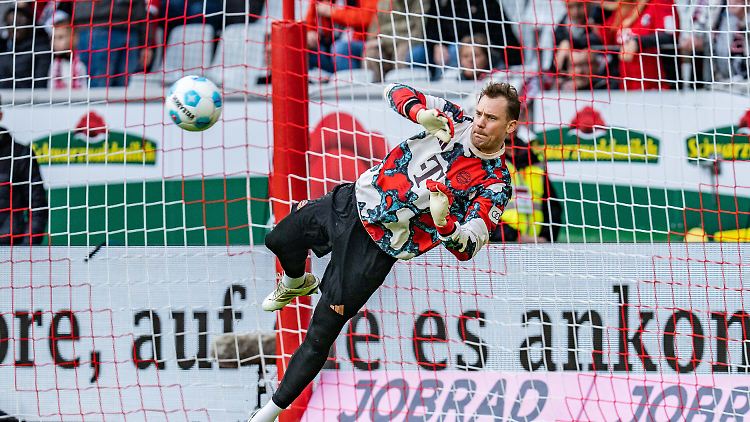 Er soll auch in der Champions League fliegen: Manuel Neuer.