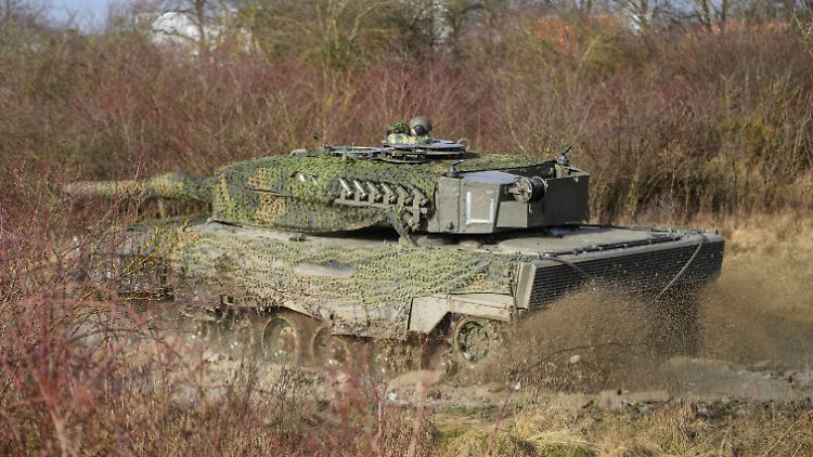 Neben dem Leopard 2A4 hat die Ukraine auch die neuere Version 2A6 erhalten.