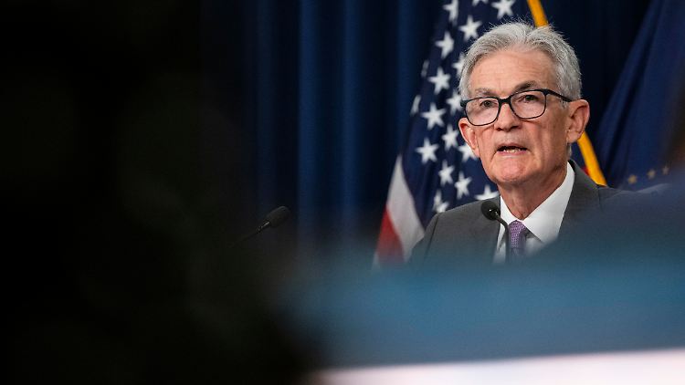 Die Währungshüter um Fed-Chef Jerome Powell belassen den Leitzins im Korridor von 4,25 bis 4,5 Prozent.
