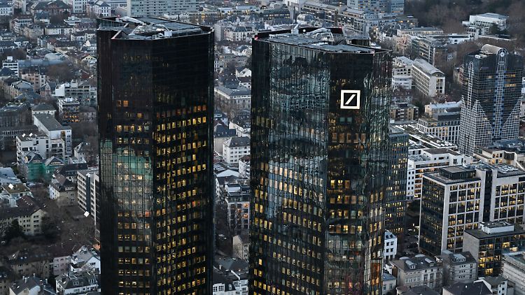 Die Bank musste eine Menge für Anwälte und Prozesse ausgeben.