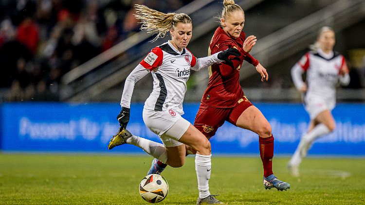 Laura Freigang könnte mit Eintracht Frankfurt den Meistertitel holen.