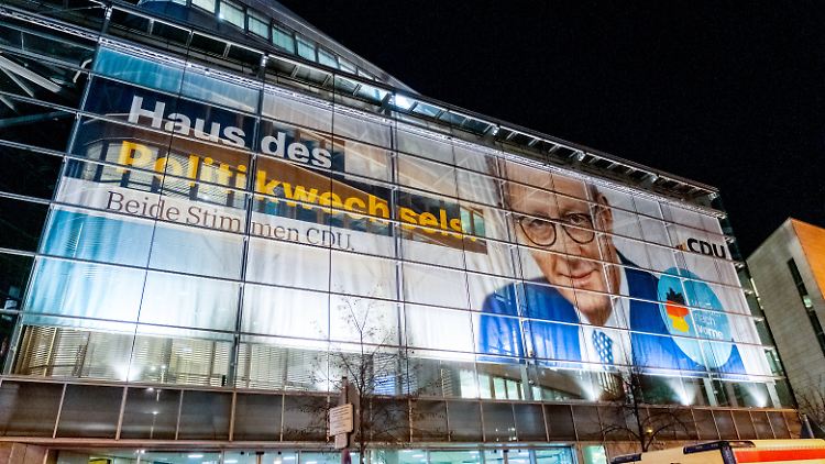 Den von ihm angestrebten Politikwechsel hat Merz unwahrscheinlicher gemacht.