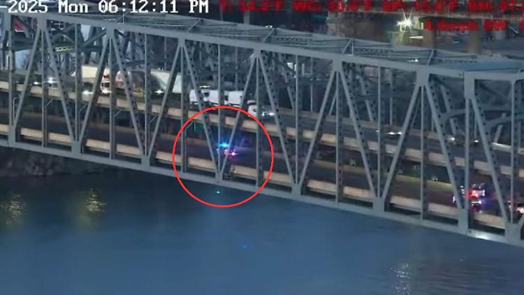 Flüchtiger Brücke USA Covington K.jpg