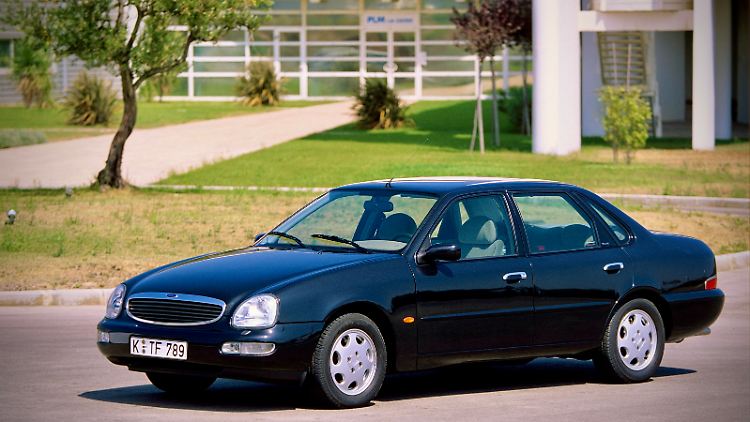 Die Glubschaugen bekam der Scorpio ab dem Jahr 1994 (Scorpio 95 im Ford-Jargon) mit der tiefgreifenden Modellüberarbeitung.