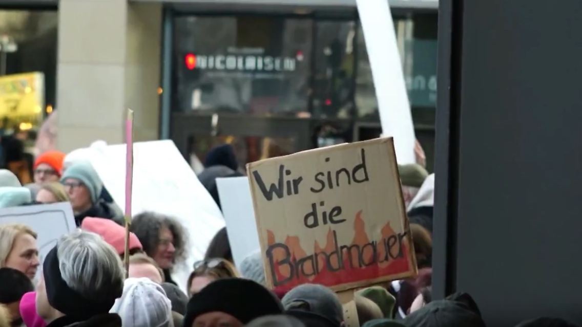 demosgegenMerz.jpg