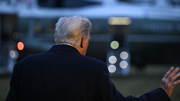 Ist nicht immer gleich auskunftsfreudig: Trump verlässt das Weiße Haus, um nach Mar-a-Lago zu fliegen. 