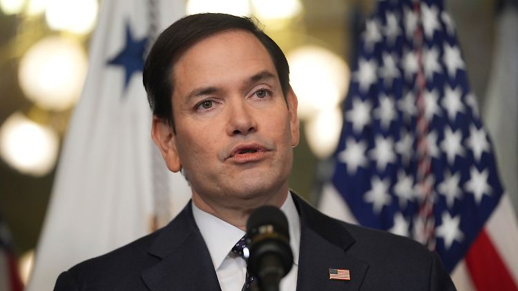 Rubio, Sohn kubanischer Einwanderer, will gegen den Inselstaat weiter hart vorgehen.