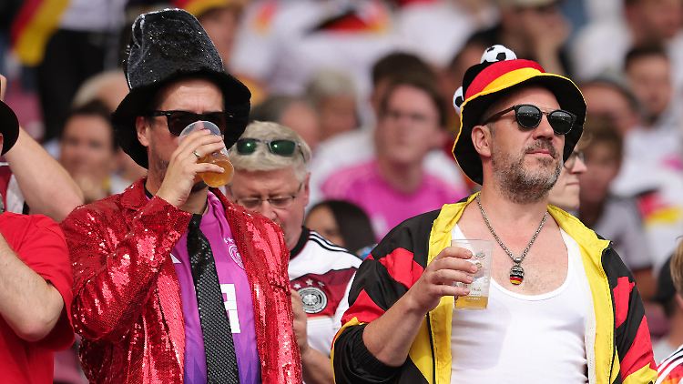 Feuchter Juni: ausgerechnet dann fand ein Großteil der Spiele bei der Fußball-EM statt. 